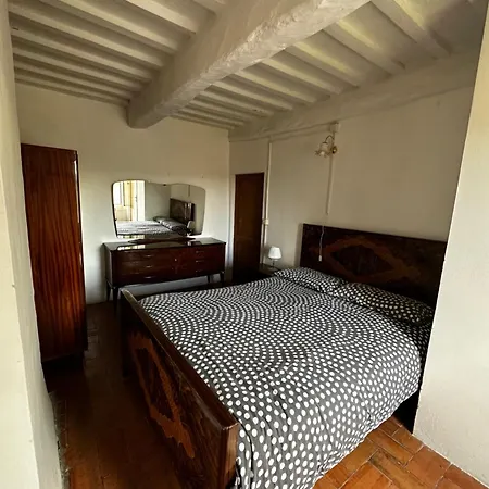 Casavaccara4 * Palazzo (Perugia)